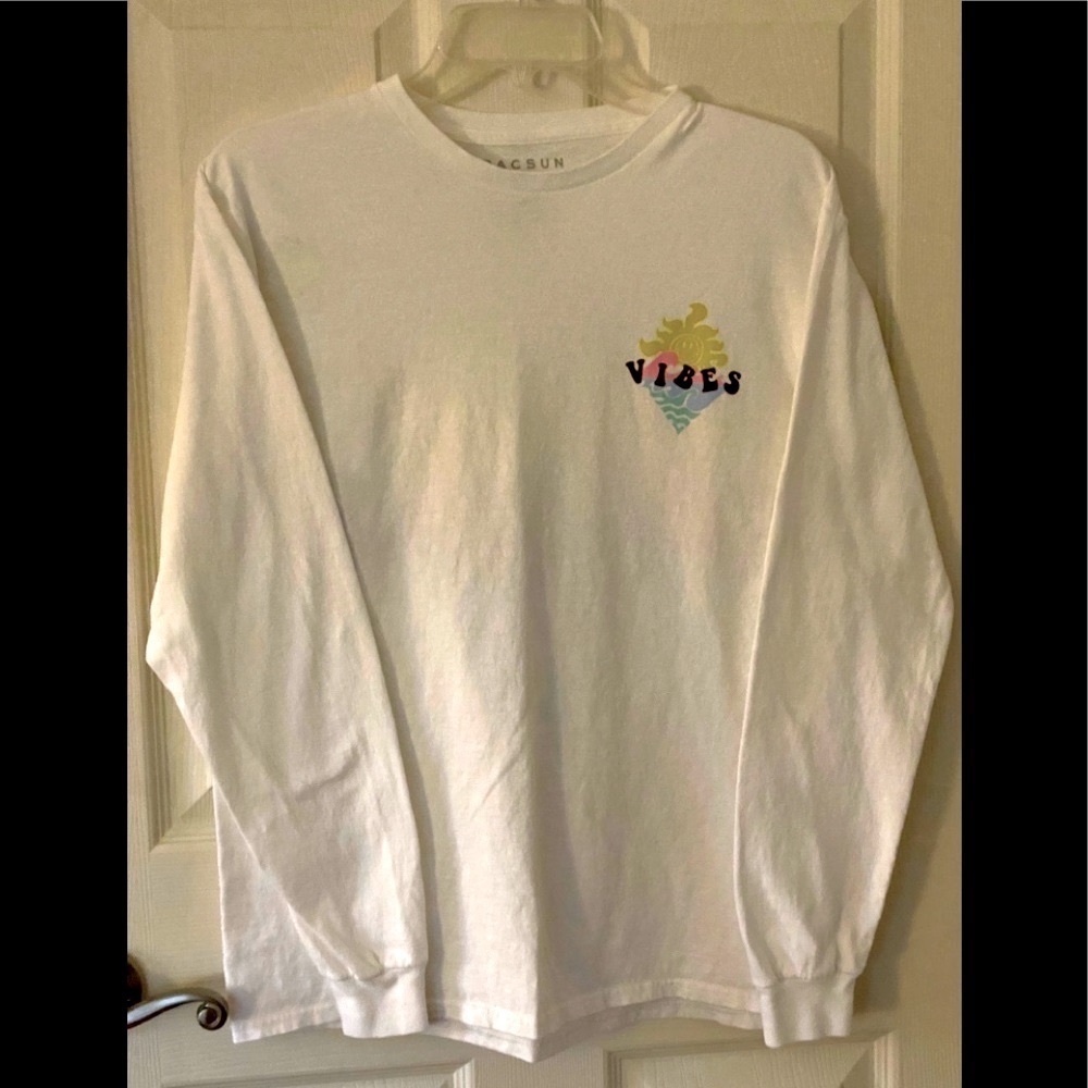 PacSun LS white VIBES Logo Tee Sz M EUC